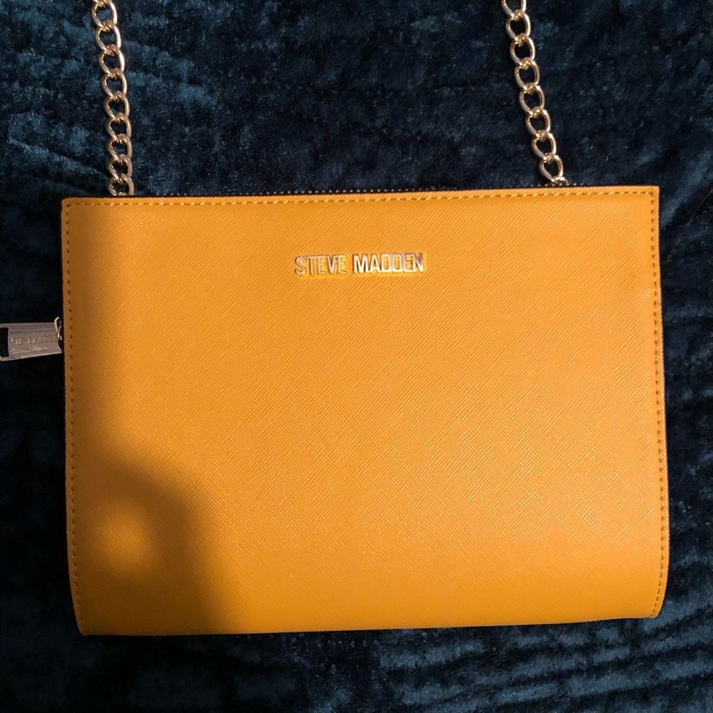 Steve Madden yellow purse - Picture 2 of 4